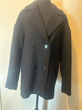 Women's Black Double-Breasted Peacoat with Tailored Lapel